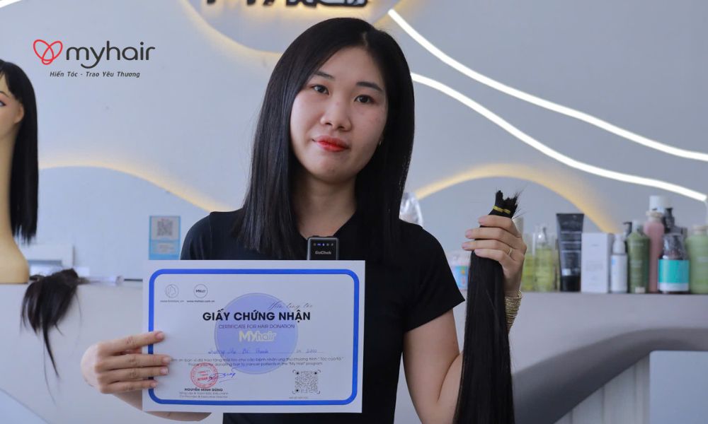 Hiến tóc ở Kom Tum và câu chuyện về mái tóc đầy ý nghĩa