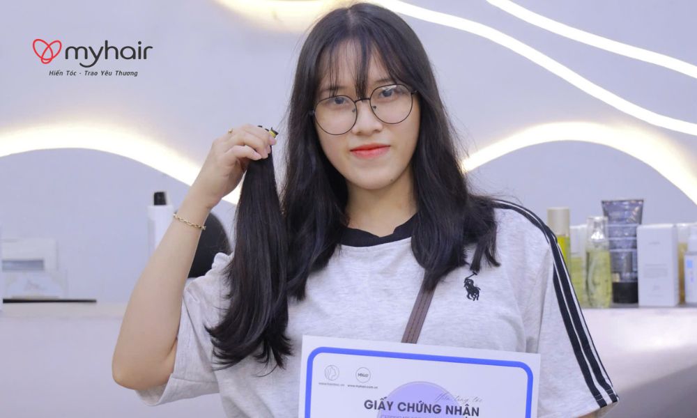 Hiến tóc ở Tiền Giang và câu chuyện lan tỏa giá trị nhân văn
