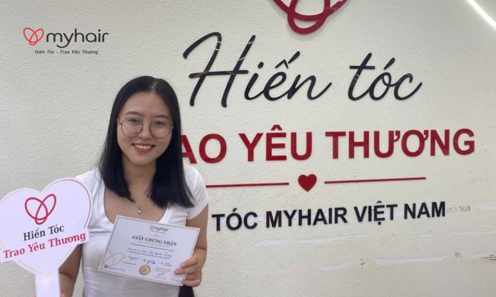 Gương mặt đầy cảm xúc sau khi hiến tóc ở Vĩnh Long