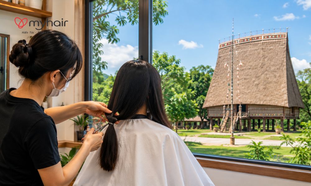Hiến tóc ở Kom Tum