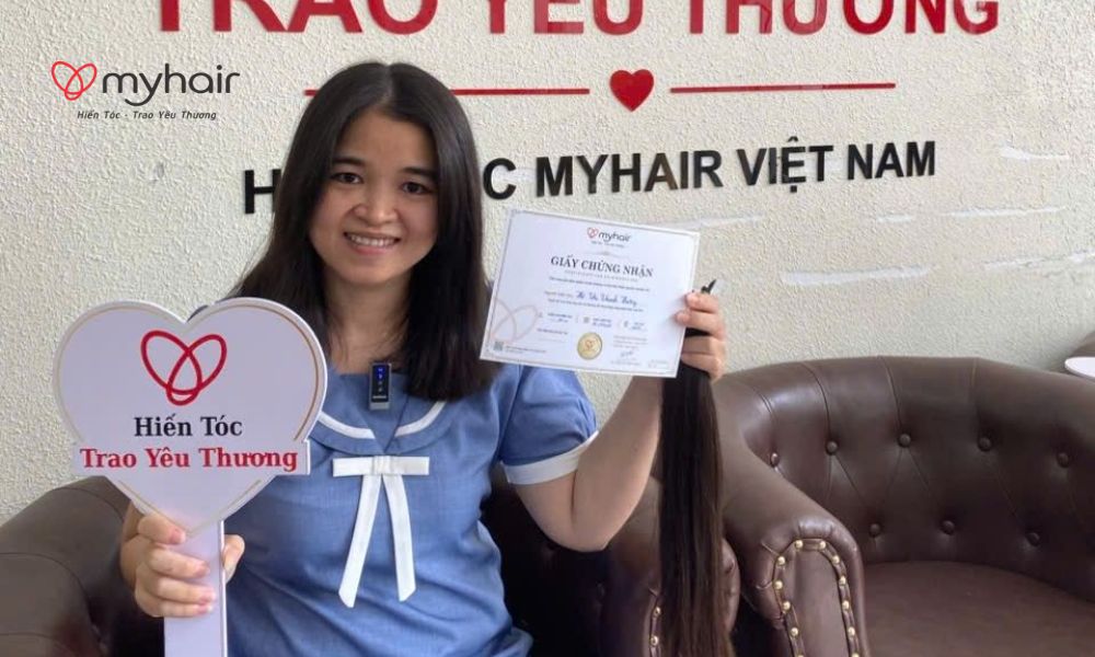 Nụ cười tự nhiên sau ngày đặc biệt hiến tóc ở Long An