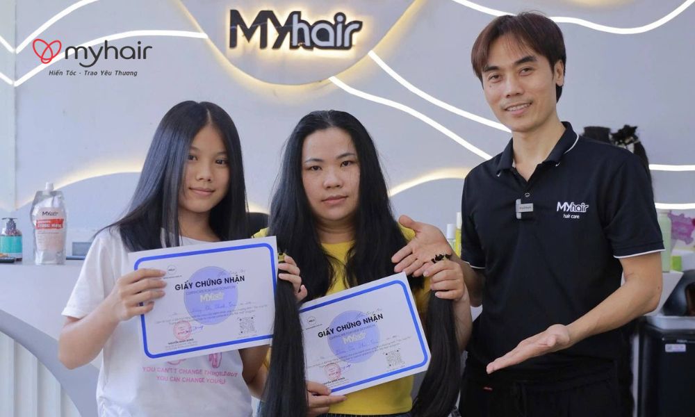 Một mái tóc được trao đi trong hành trình hiến tóc ở Sóc Trăng đầy ý nghĩa